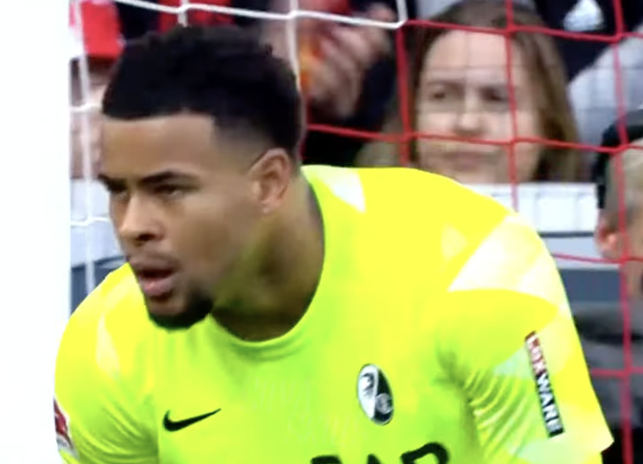 Noah Atubolu, portiere del Friburgo