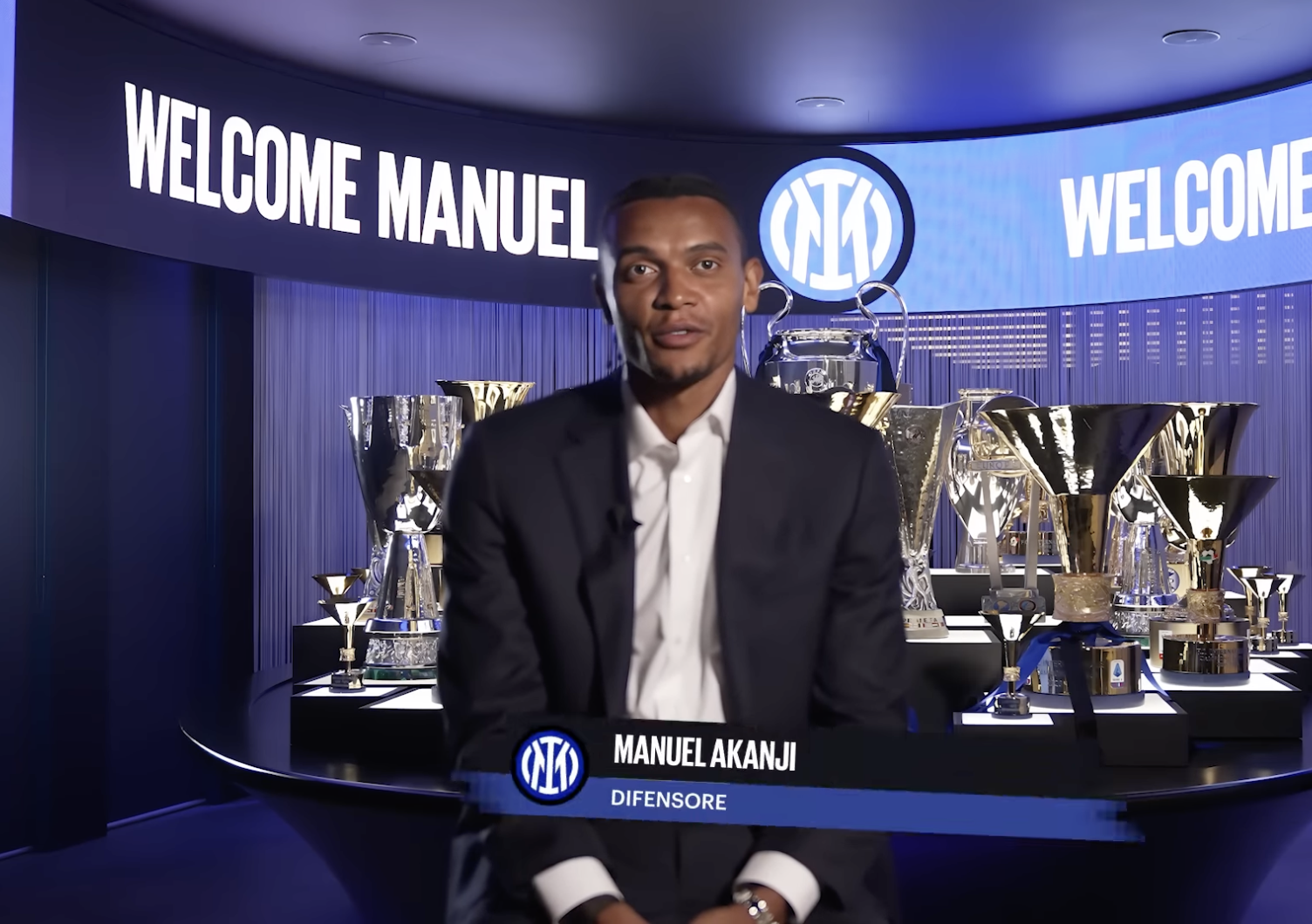 Manuel Akanji, difensore svizzero dell'Inter