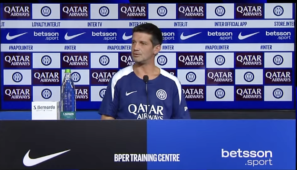 Cristian Chivu, allenatore rumeno dell'Inter