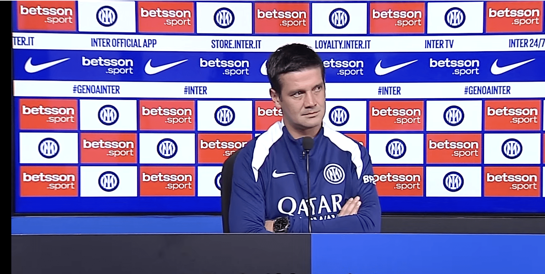 Cristian Chivu, allenatore Inter in conferenza stampa