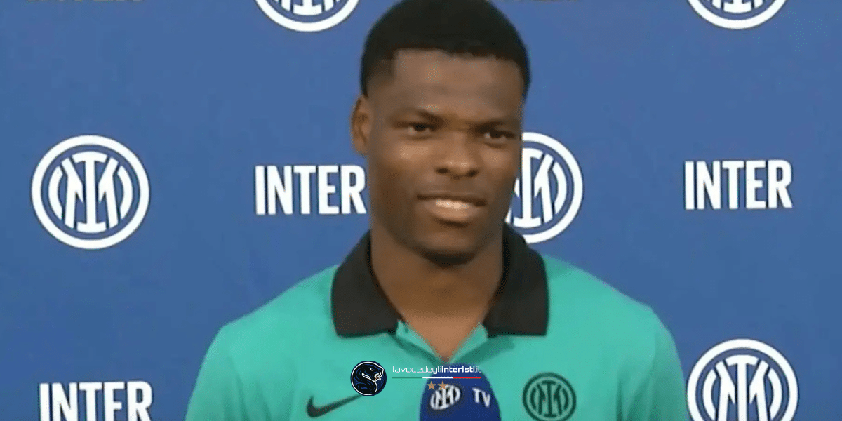 Denzel Dumfries, difensore olandese dell'Inter