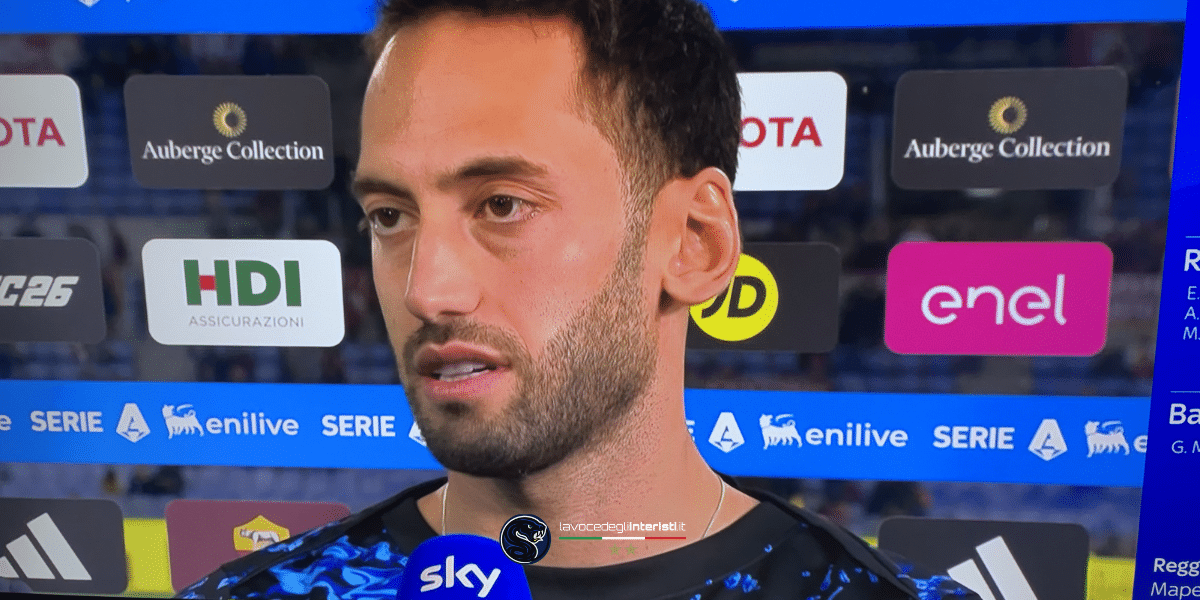 Hakan Çalhanoğlu, centrocampista turco dell'Inter